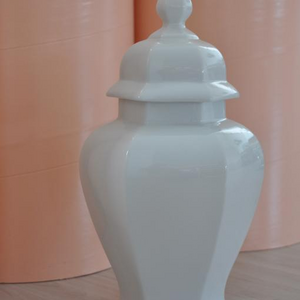 Deckelvase7.jpg